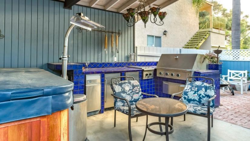 Setting up an Outdoor Kitchen? Understand Electric Essentials
