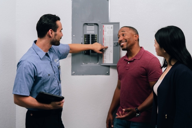 Circuit Breaker Replacement in Cedar Hill, TX